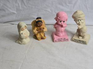 lot 373 image: Collection of 4 Vintage Figurines - Includes Angel and Children