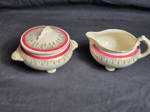 lot 383 image: Vintage Nautilus Creamer and Sugar Bowl Set - Made in USA