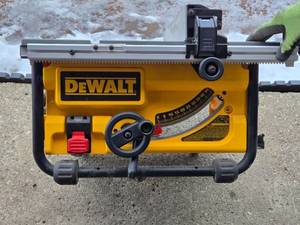 lot 1C image: Used Dewalt DW745 10-Inch Table Saw