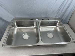 lot 7 image: New Kindred Stainless Steel Sink