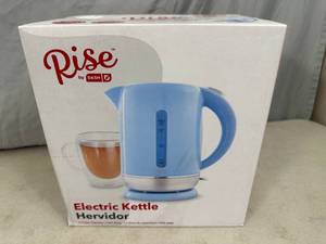 lot 37 image: New Dash  Rise Electric Kettle Boiler