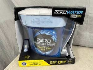 lot 44 image: New Zerowater 5 Stage Filtration Pitcher with Meter - 12 Cup