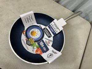 lot 124 image: New Granitestone Diamond Non-Stick 12 inch Frying Pan