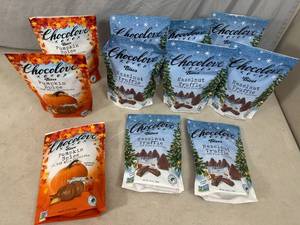 lot 219 image: 11 New Bags of Chocolove Chocolate Bites