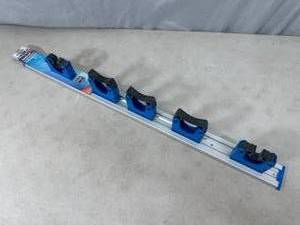 lot 229 image: New Unger Professional Hangup 5 Bracket Tool Organizer