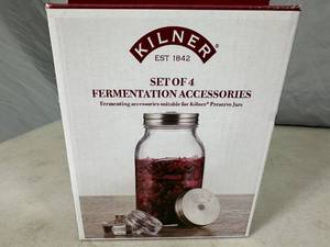 lot 264 image: New Kilner Fermentation Accessory Set