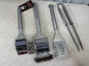 lot 377 image: New Stainless Steel BBQ Cooking Accessories