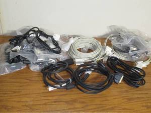 lot 136 image: Large Lot Monitor Cables - DVI-D DVI-I Data-Dsub-Trunk