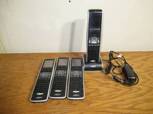 lot 90 image: Set of 4 RTI T2-C Genuine Universal Remote Control Controller - 1 Charger - AS-IS - No Power