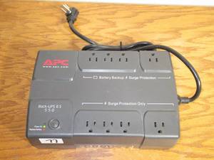 lot 77 image: APC Back-UPS ES 550va Desktop UPS BE550G-GR