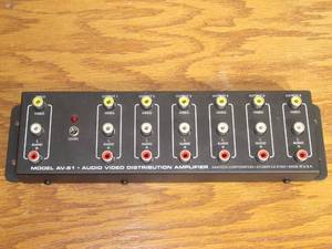 lot 68 image: Xantech - AV-61 - Audio Video Distribution Amplifier