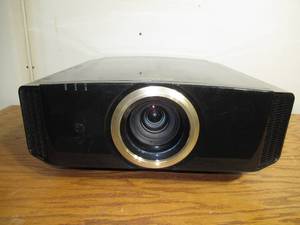 lot 48 image: JVC - DLA-RS55U - D-ILA Projector - No Lamp