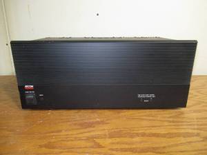 lot 3 image: ADCOM - GFA-555 - Power Amplifier