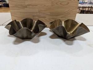 2 Metal Decorative Bowl - Threshold