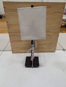 Table Lamp with USB Charging Port - MetalFabric