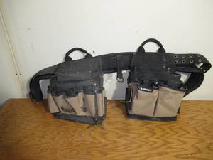 lot 7 image: Husky 25 Slot Tool Poches w Hip Handles & Supported Belt