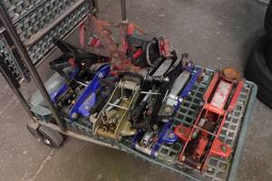 lot 341 image: Assorted Floor Jacks and Stands