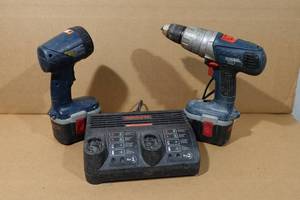 lot 356 image: Bosch 24V Drill and Flashlight with Charger