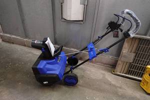 lot 1B image: Snowjoe 21 14 Amp Corded Electric Snow Thrower