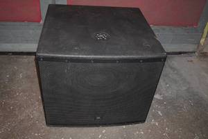 lot 24 image: JBL EON 618S Powered Subwoofer Speaker