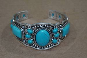 lot 118 image: Silver Tone Turquoise Bracelet