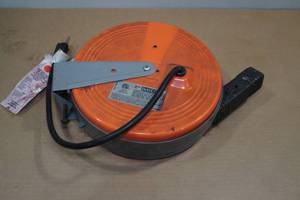 lot 133 image: Bayco Retractable Extension Cord Reel