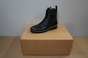 lot 159 image: Vionic Lani Lace -Up Womens Leather Boots -Size 9.5