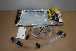 lot 172 image: Cressi Snorkeling Combo