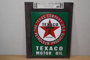 lot 205 image: Novelty Metal Sign -Texaco