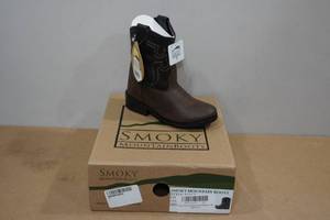 lot 215 image: Smoky Mountain Boots -Toddler Size 7