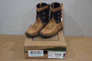 lot 216 image: Smoky Mountain Boots -Toddler Size 10