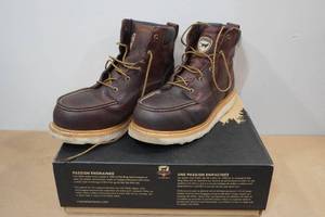 lot 225 image: Irish Setter Ashby Mens 6 Aluminum Toe Work Boots -Size 11.5