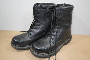 lot 233 image: Thorogood GEN-Flex2 8 Side-Zip Black Tactical Boots -Size 10