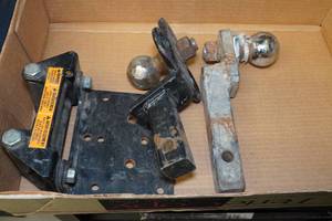 lot 280 image: Receiver Hitches and Winch Plate