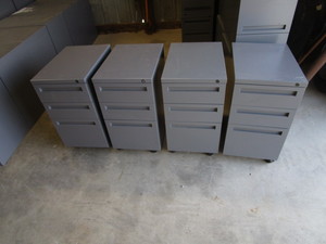 lot 19 image: (4) 3 Drawer Rolling File Cabinets 15x22x27
