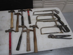 lot 42 image: Hammers, Hack Saws, Crimper