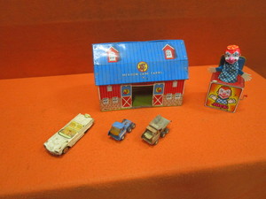 lot 172 image: Vintage Toys