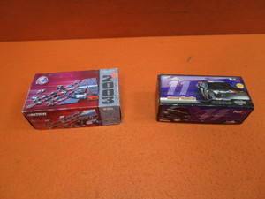 lot 184 image: Denny Hamlin & Rusty Wallace 124th Diecasts