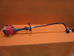 lot 207 image: Craftsman Weed Eater