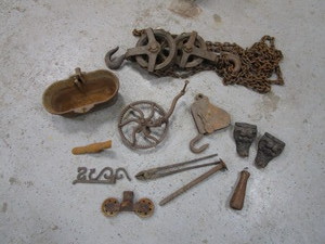 lot 253 image: Vintage Chain Hoist & Misc. Vintage Items