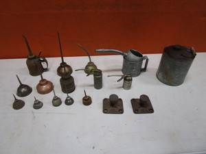 lot 266 image: Vintage Oil Cans & Oilers