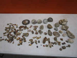 lot 270 image: Collection of Unique Rocks