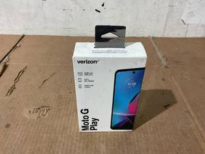 lot 18 image: Verizon Moto G Play 2024, 64GB