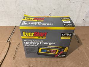 lot 262 image: EverStart Maxx 15 Amp Battery Charger and Maintainer with 40 Amp Engine Start (BC40BE)