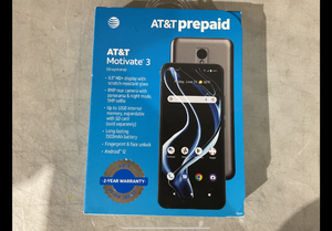 lot 370 image: AT&T Motivate 3, 32GB, Graystone