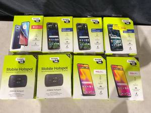 lot 375 image: LOT OF 8 Straight Talk Wireless Electronics
