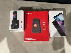 lot 380 image: LOT OF 3 TCL Electronics