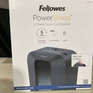 lot 387 image: Fellowes Powershred LX50 9 Sheet Capacity 4.4 gal Cross-Cut Shredder