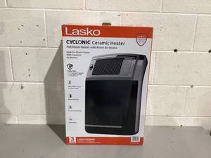 lot 501 image: Lasko 1500W Cyclonic Ceramic Console Electric Space Heater with Timer