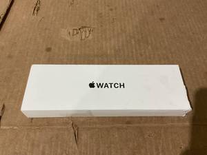 lot 34 image: Apple Watch SE (2nd Gen) GPS 44mm Smartwatch with Midnight Aluminium MXEJ3LLA